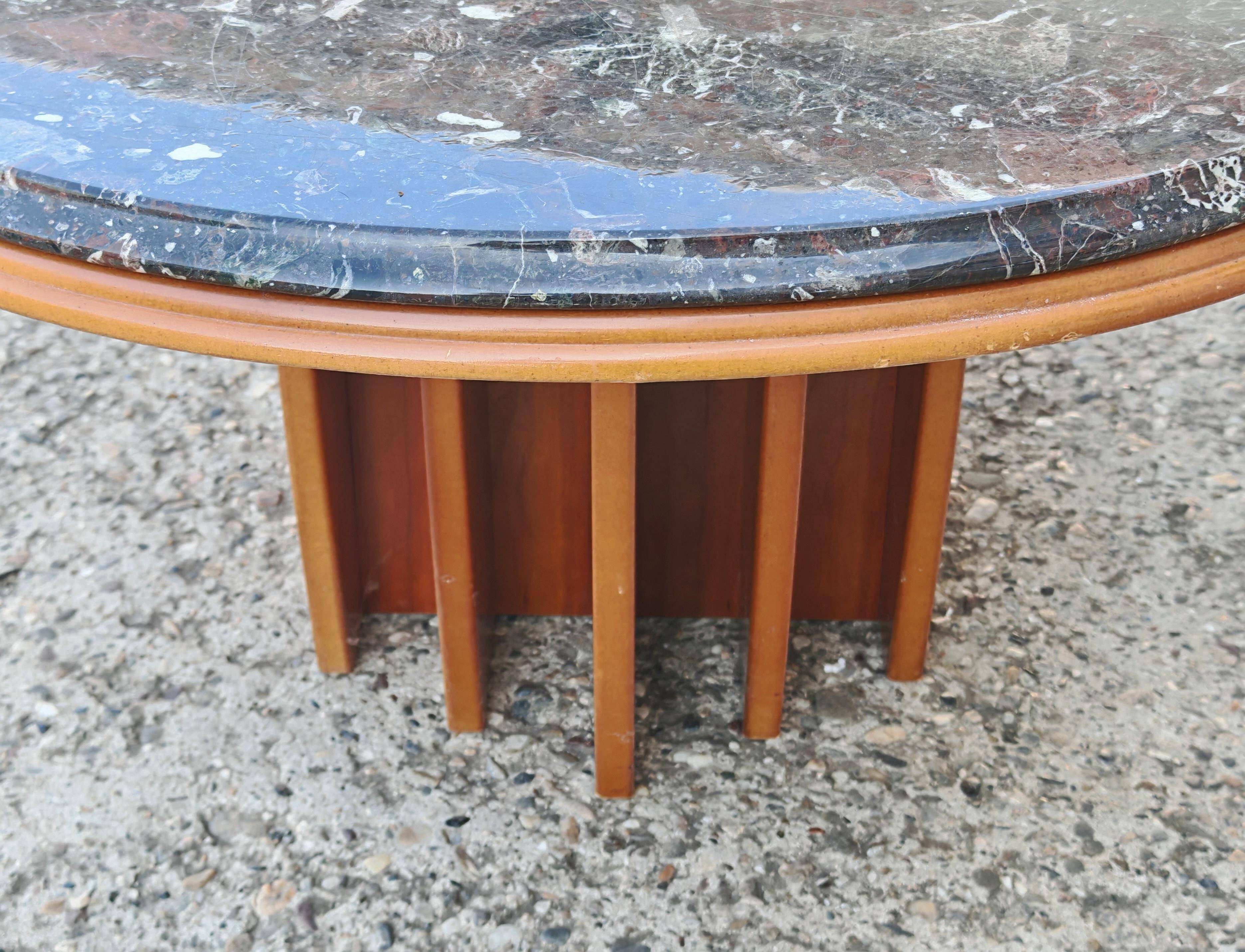Table basse Mid Century Modern en cerisier avec dessus en granit, Danemark 1970