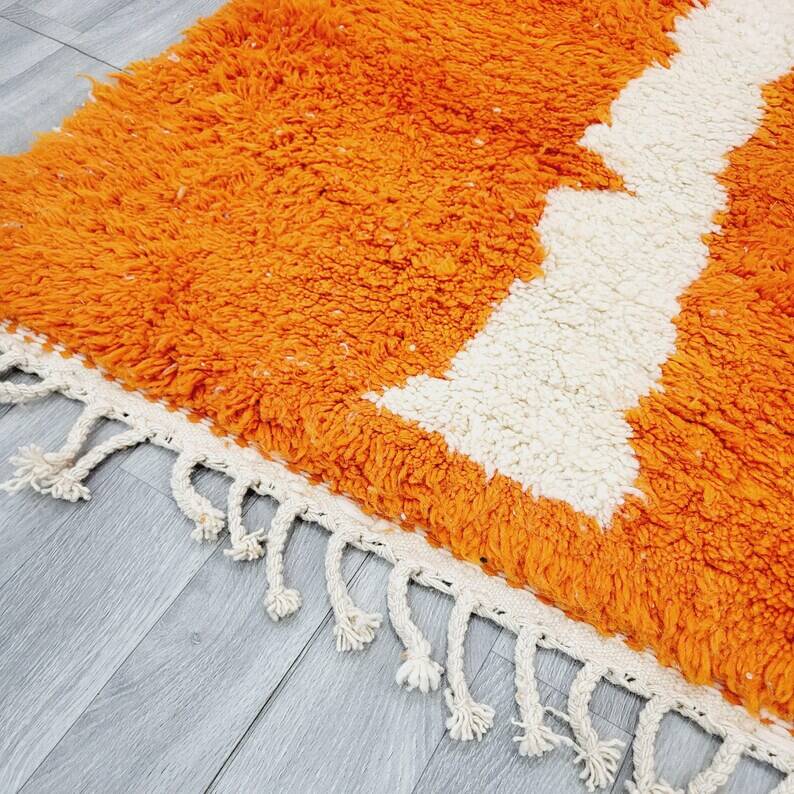 Beautiful handmade orange rug 200cm x 300cm