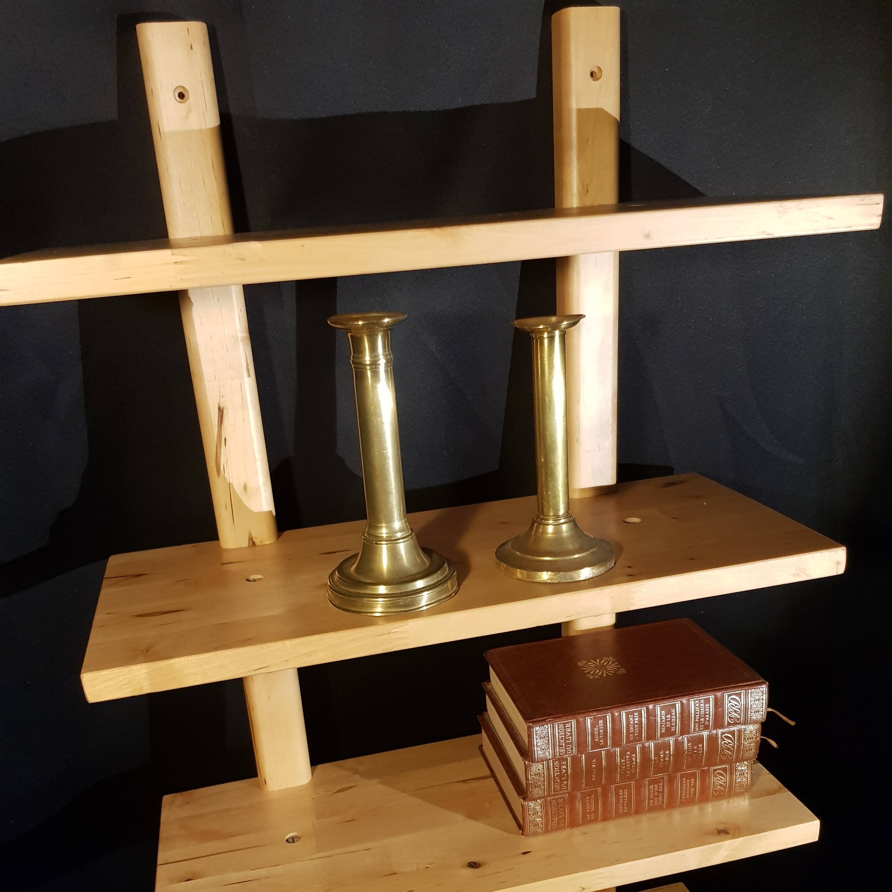 Wall shelf to attach