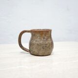 Tasse vintage en grès pyrité
