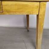 Farm table