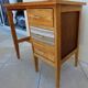 Bureau 3 tiroirs en bois et toile de lin –Totalement restauré