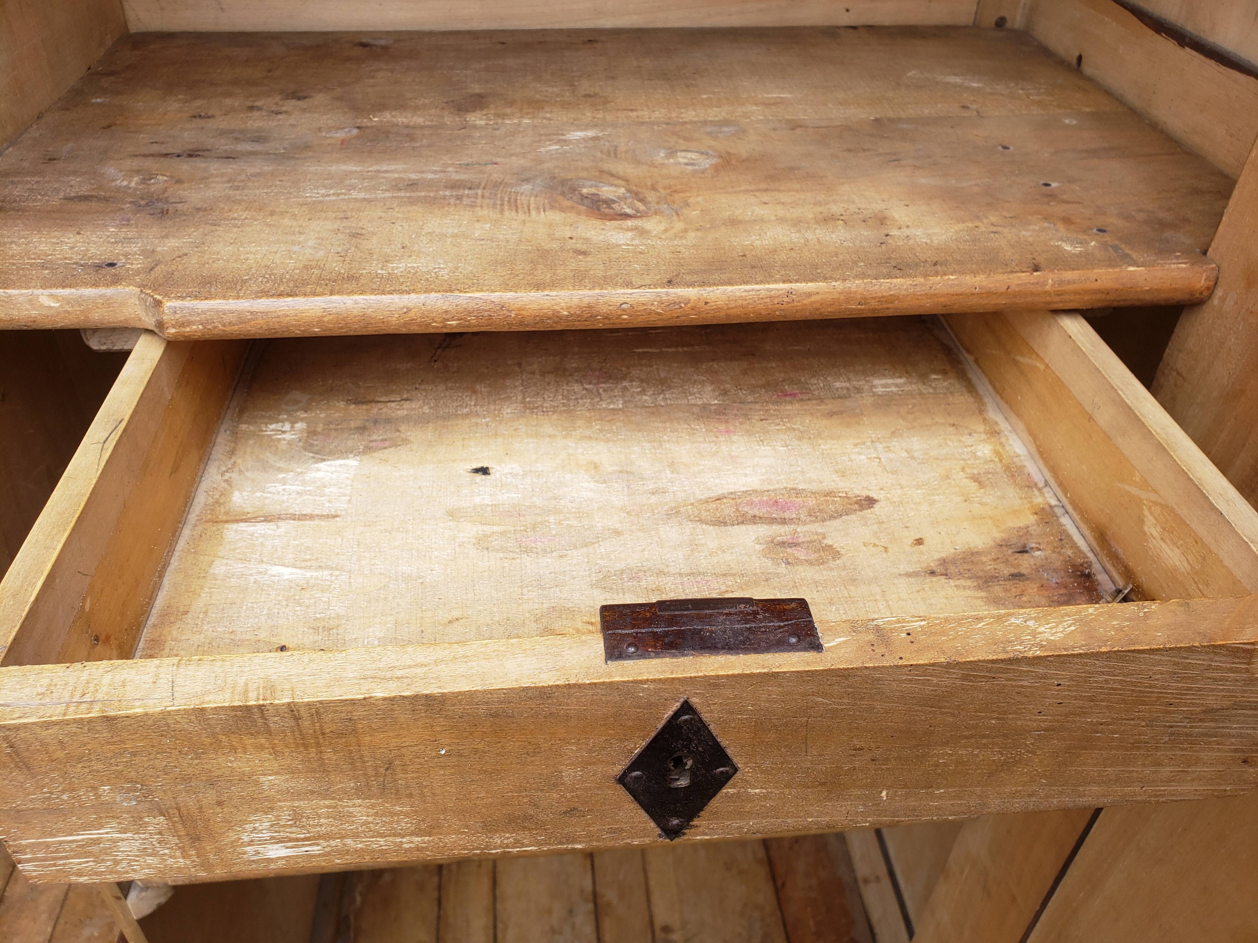 Parisian wardrobe wood in the rough "skirts"