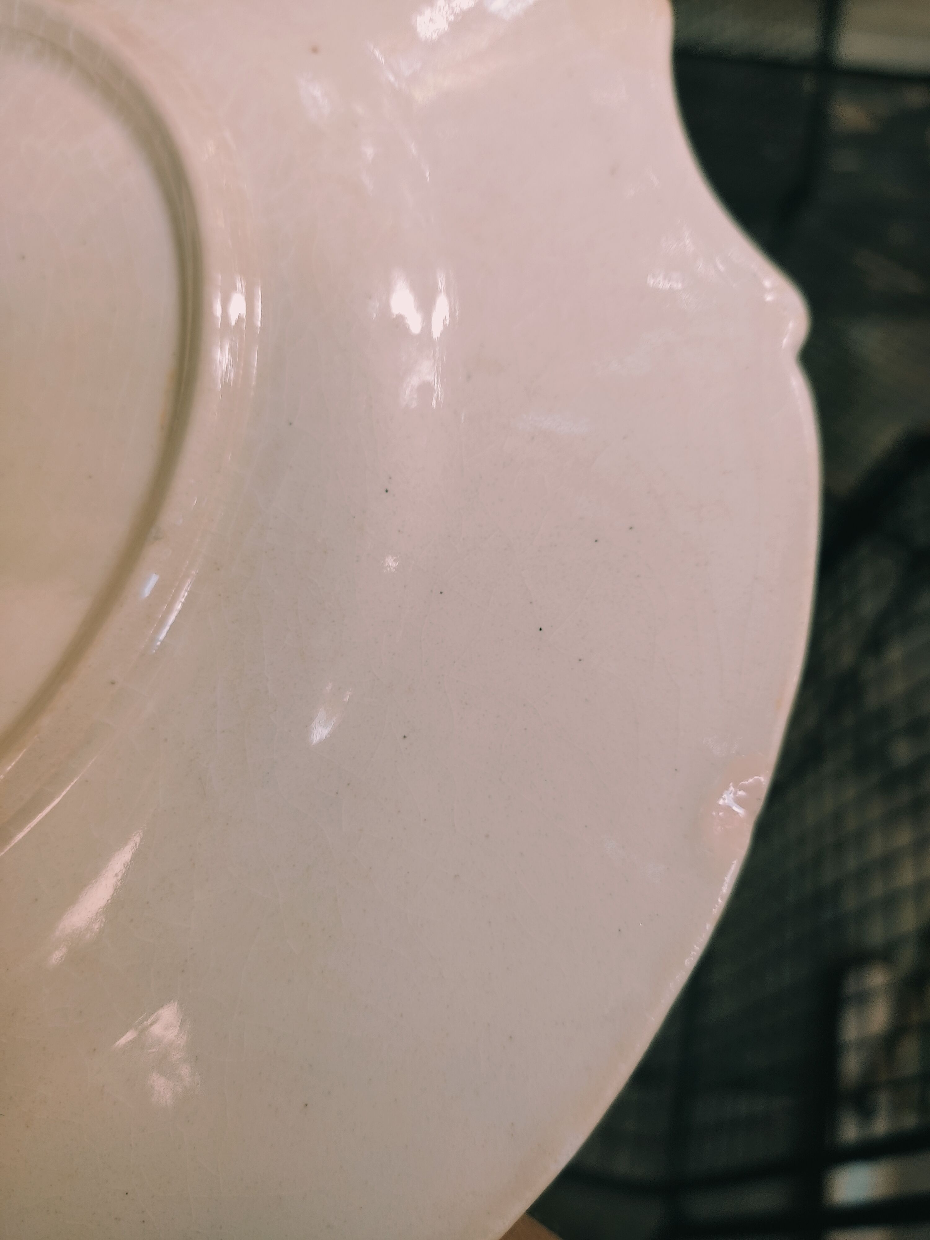 6 flat earthenware plates by Gien