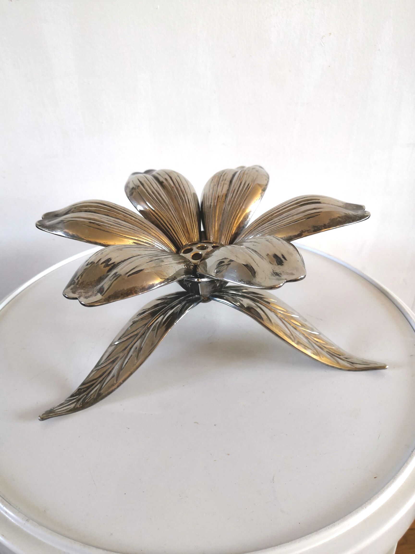 Ashtray flower petals Cenicero WA Italy 60s
