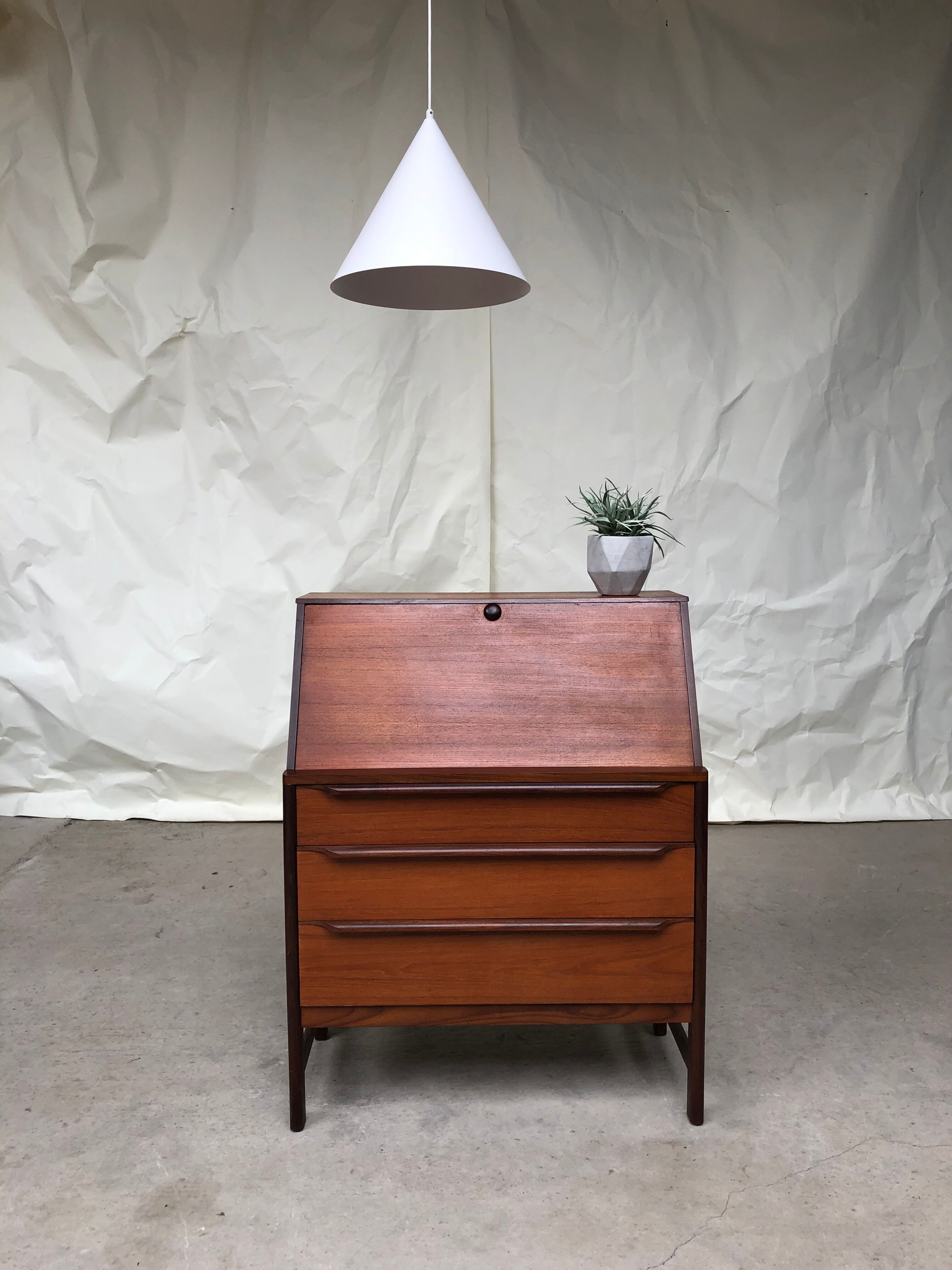 Vtg Mid Century Teak Bureau Chest Drawers Sideboard Desk Scandinavian Danish