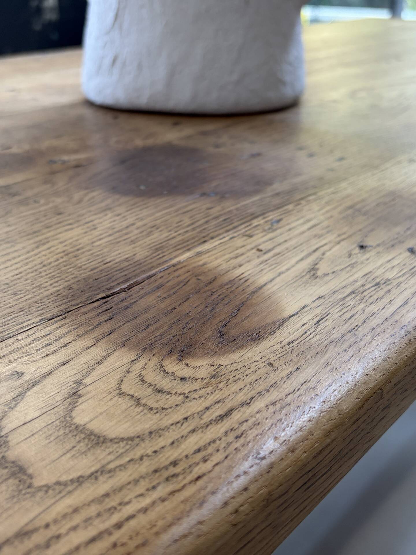 Farm table