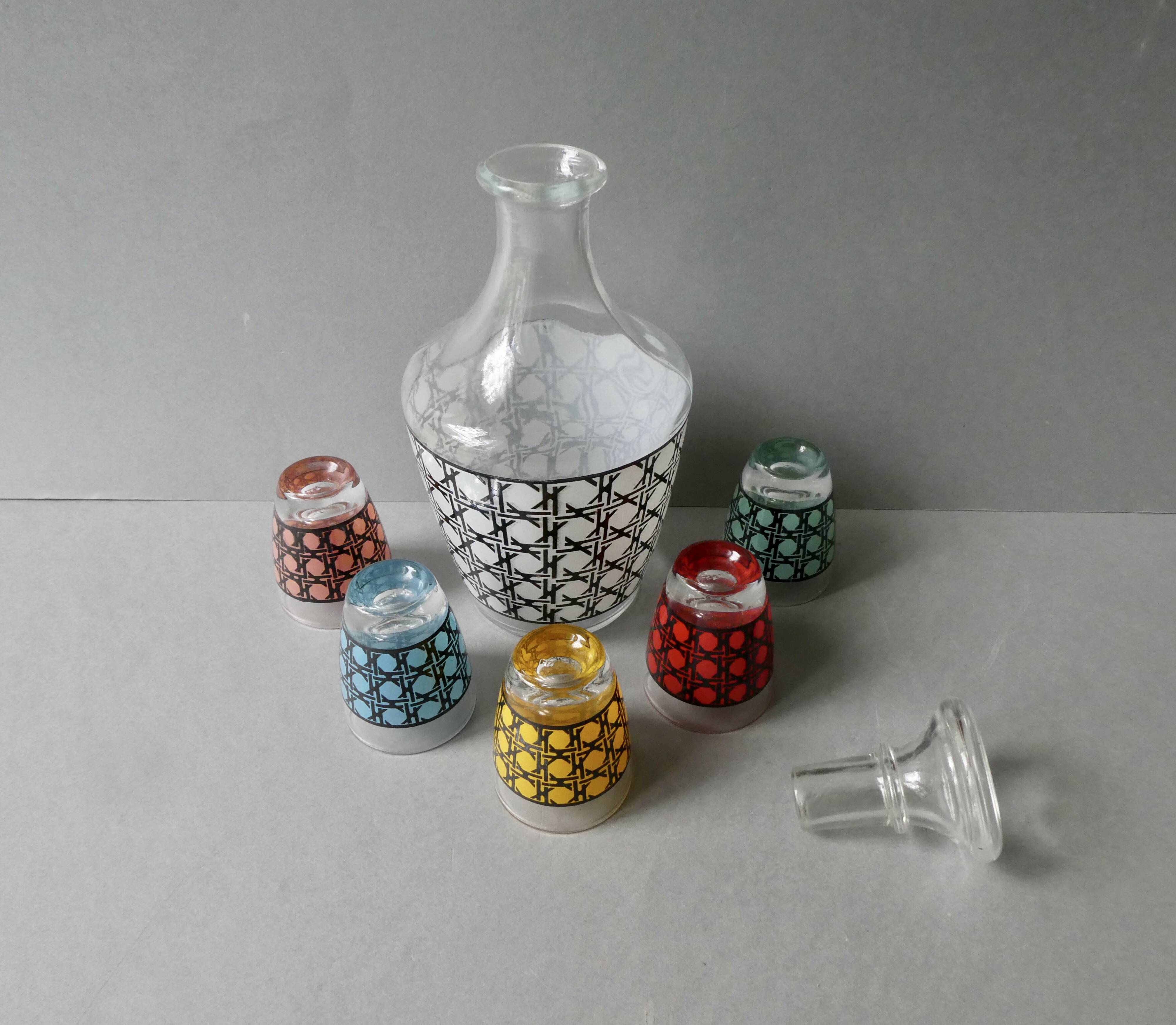 1 bottle and its 5 glasses, cannage decor, 1970s, France