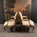 Paire de fauteuils à la Reine