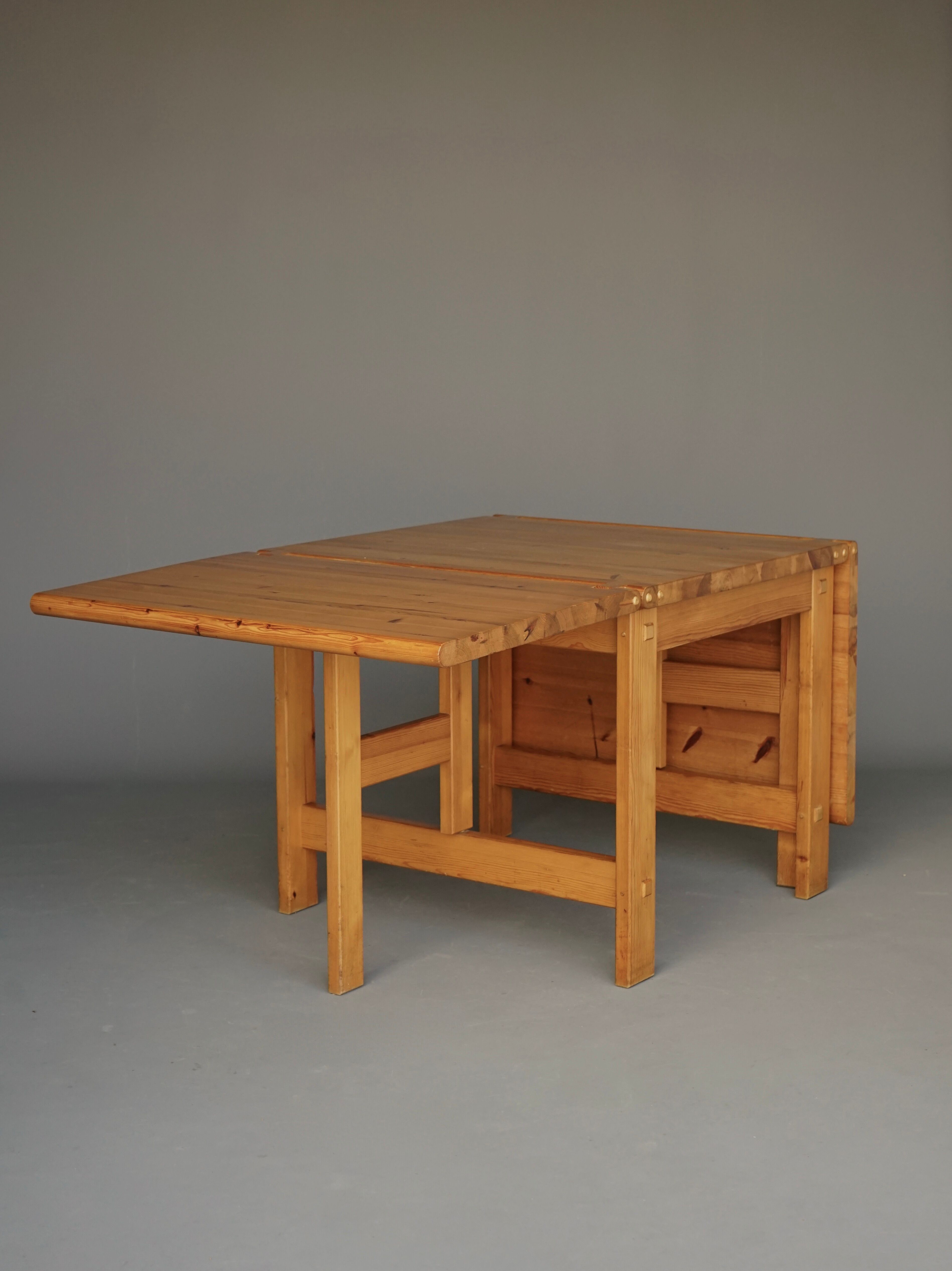 Pine Dining Set by Edwin Helseth for Strange Bruk, 1960s