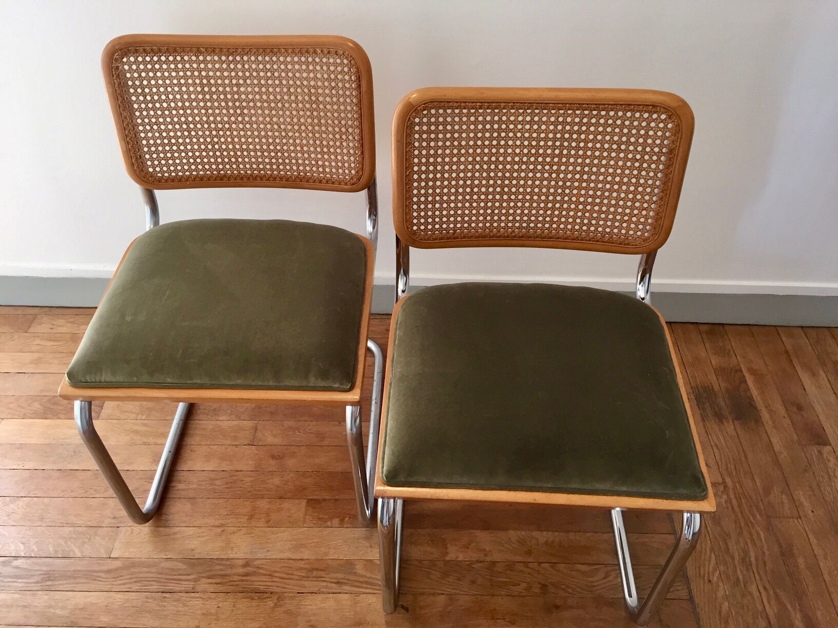 Pair of chairs Cesca, Italian Edition 70 years