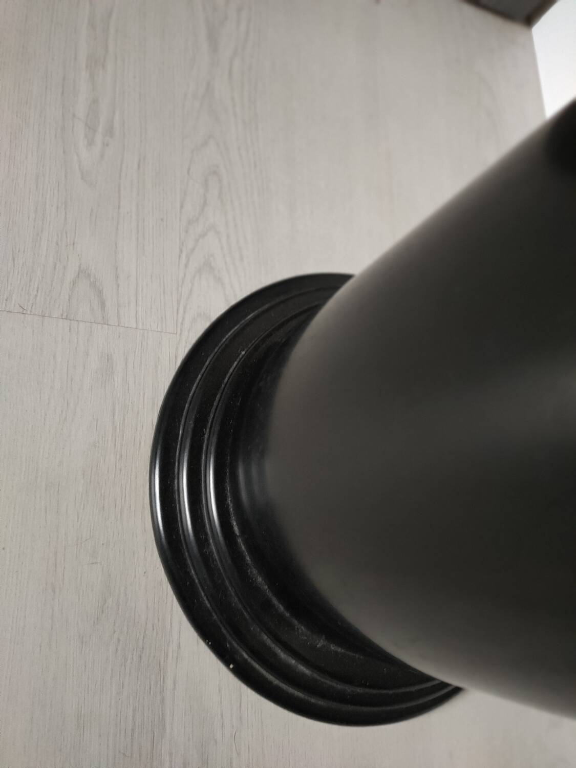 Black Lipstick Mirror