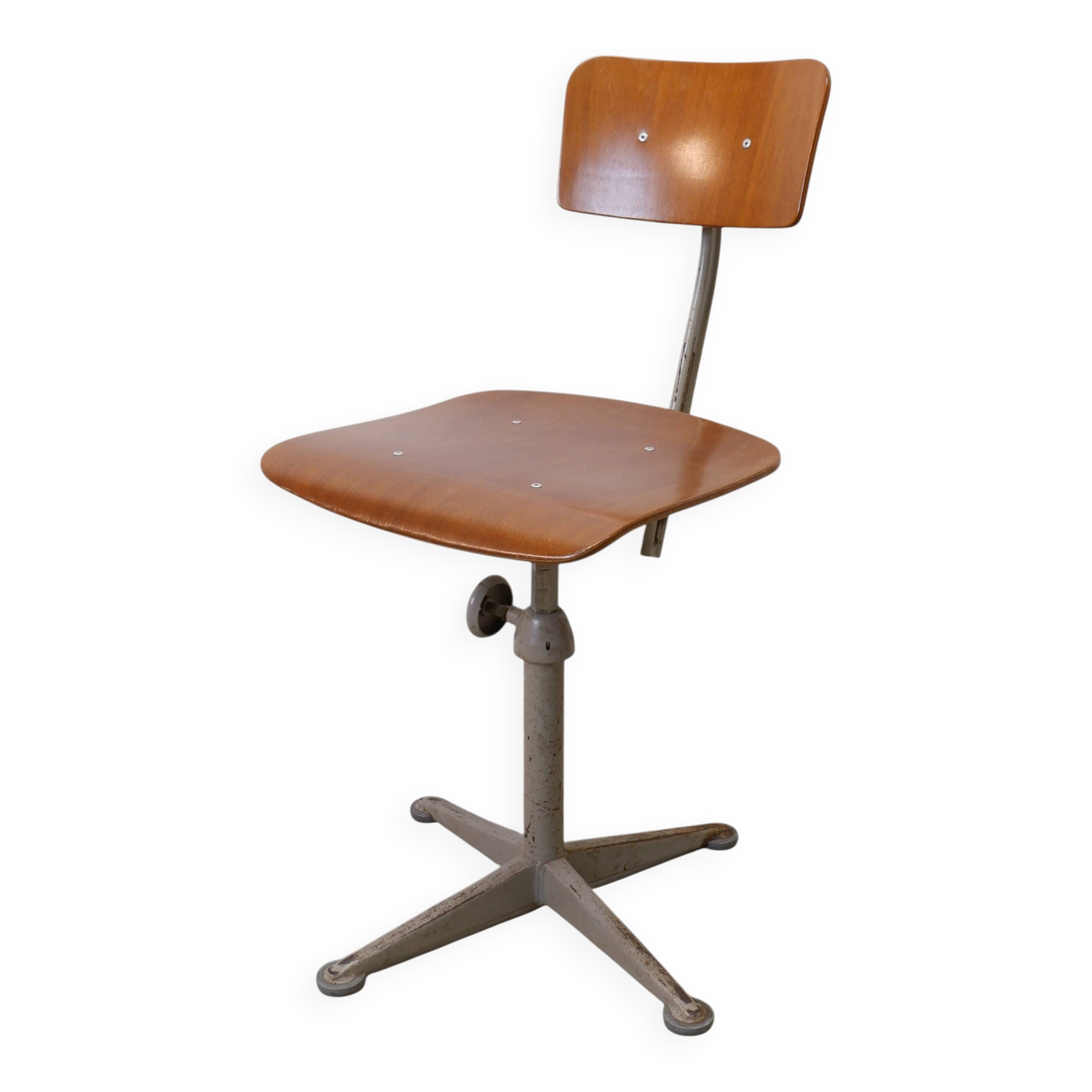 Office chair by Friso Kramer for Ahrend de Cirkel