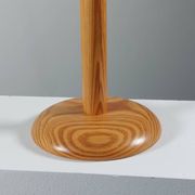 Lampe de table en bois de pin postmoderne vintage des années 80