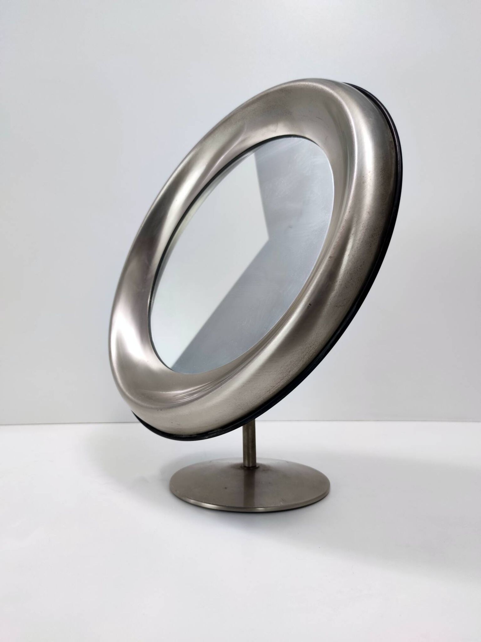 Round Anodized Brass Vanity Mirror Attr. to Sergio Mazza, Italy