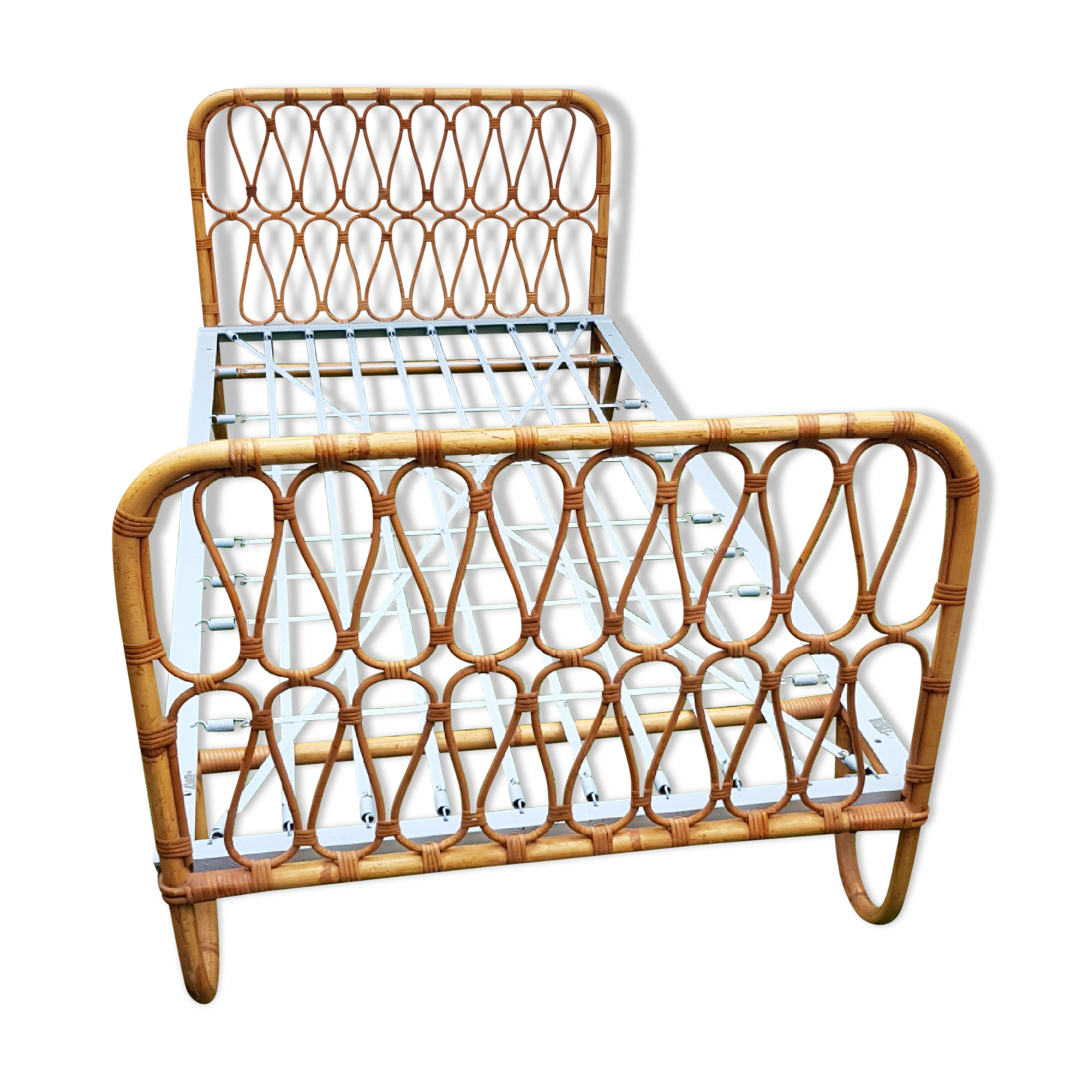 Bed rattan circa 1960