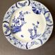 Assiette sur piédouche en faïence bleue et blanche Creil & Montereau, service "Japon", XIXème siècle