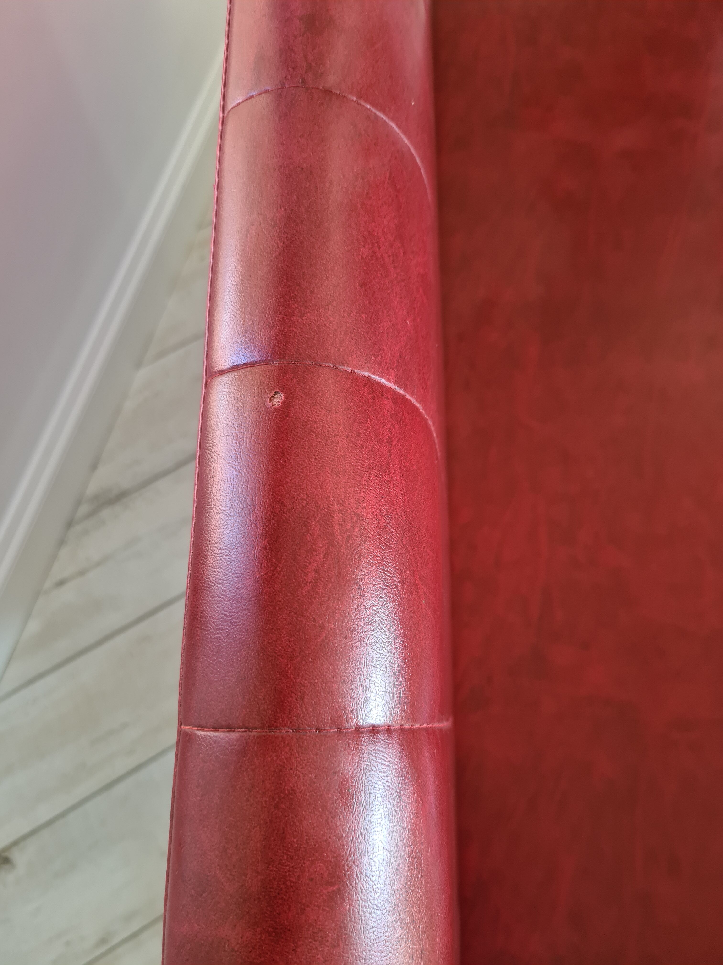 2 benches of bistro imitation leather