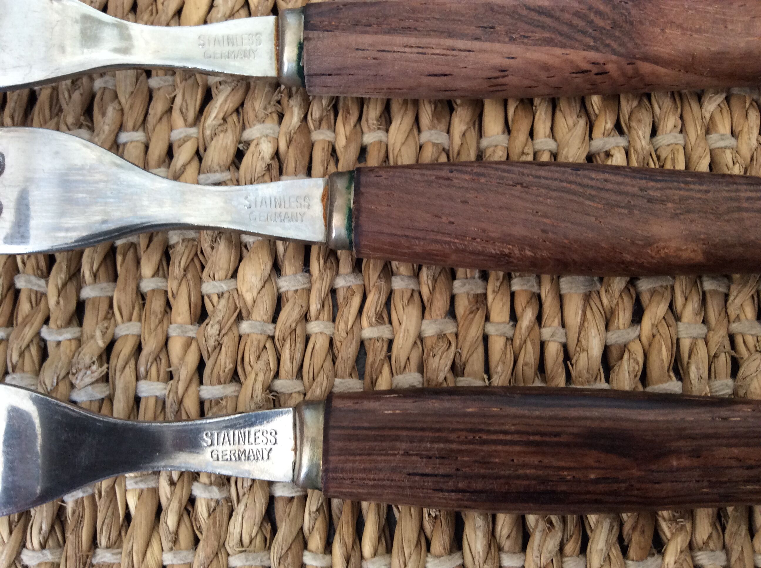 6 forks