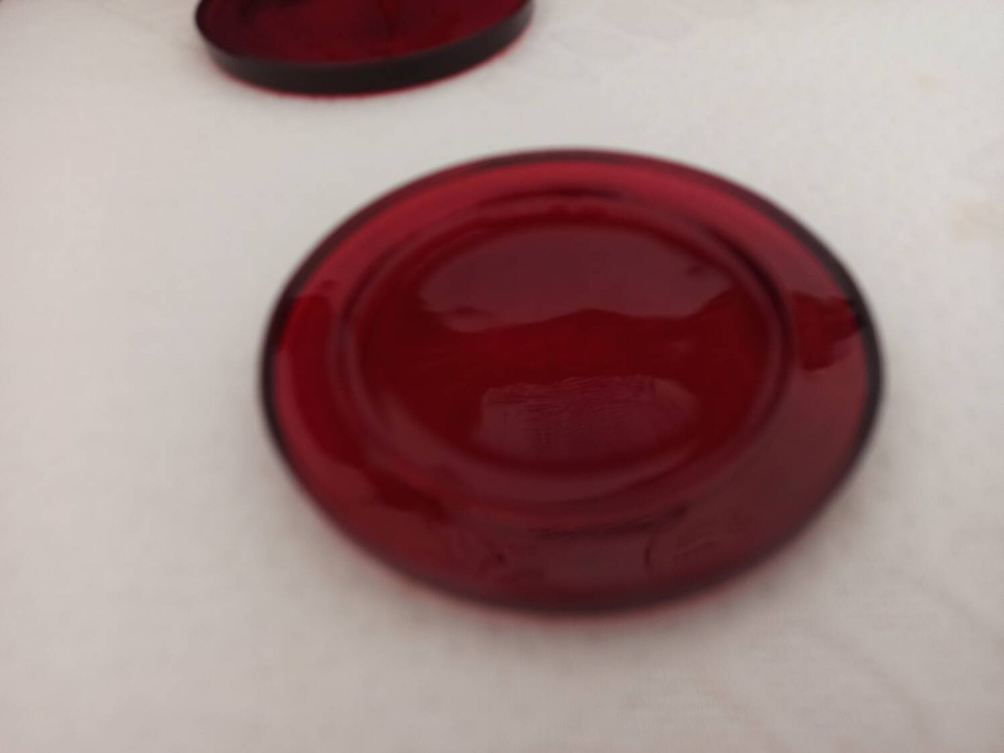 Dessous de bouteille, verre en verre bordeaux