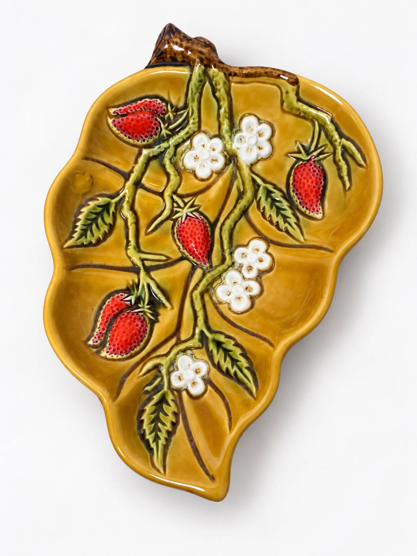 Vintage ceramic enamelled pocket tray with strawberry design – 1960s