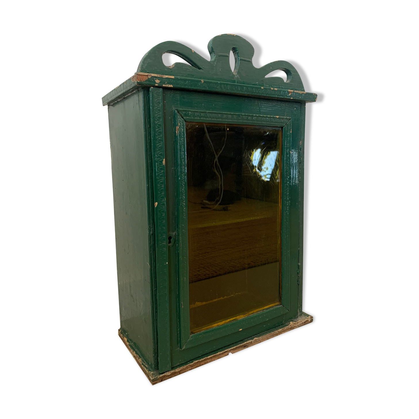 Wall vitrin with pediment