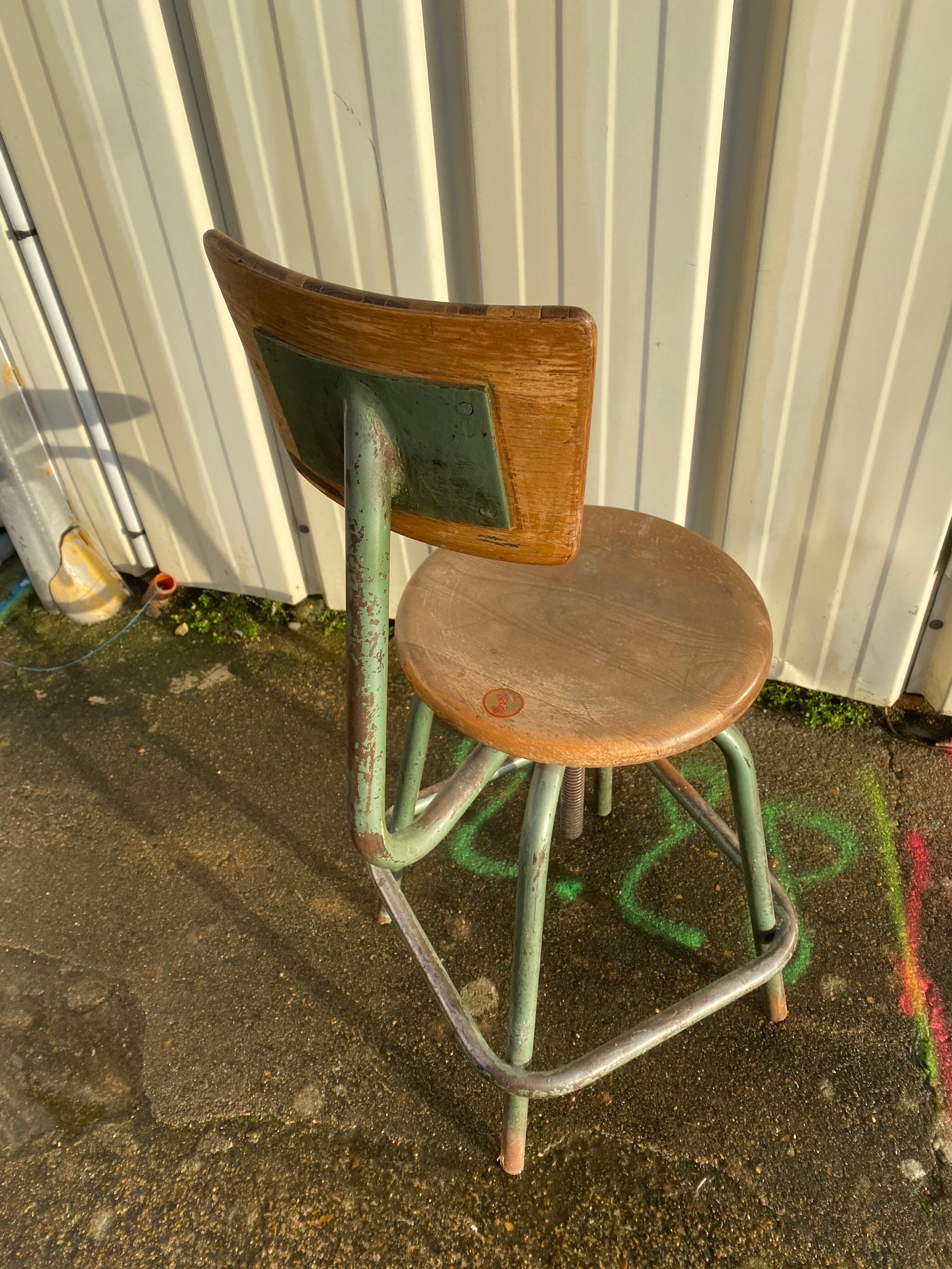 Chaise haute industriel