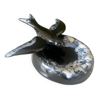 Ceramic swallow tidy