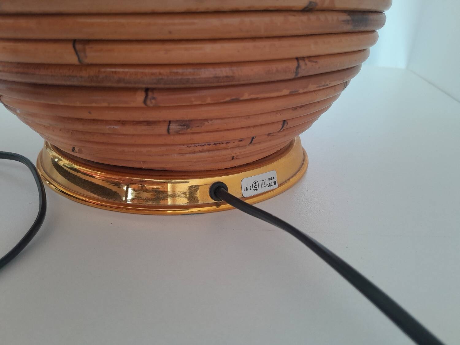 Rattan lamp