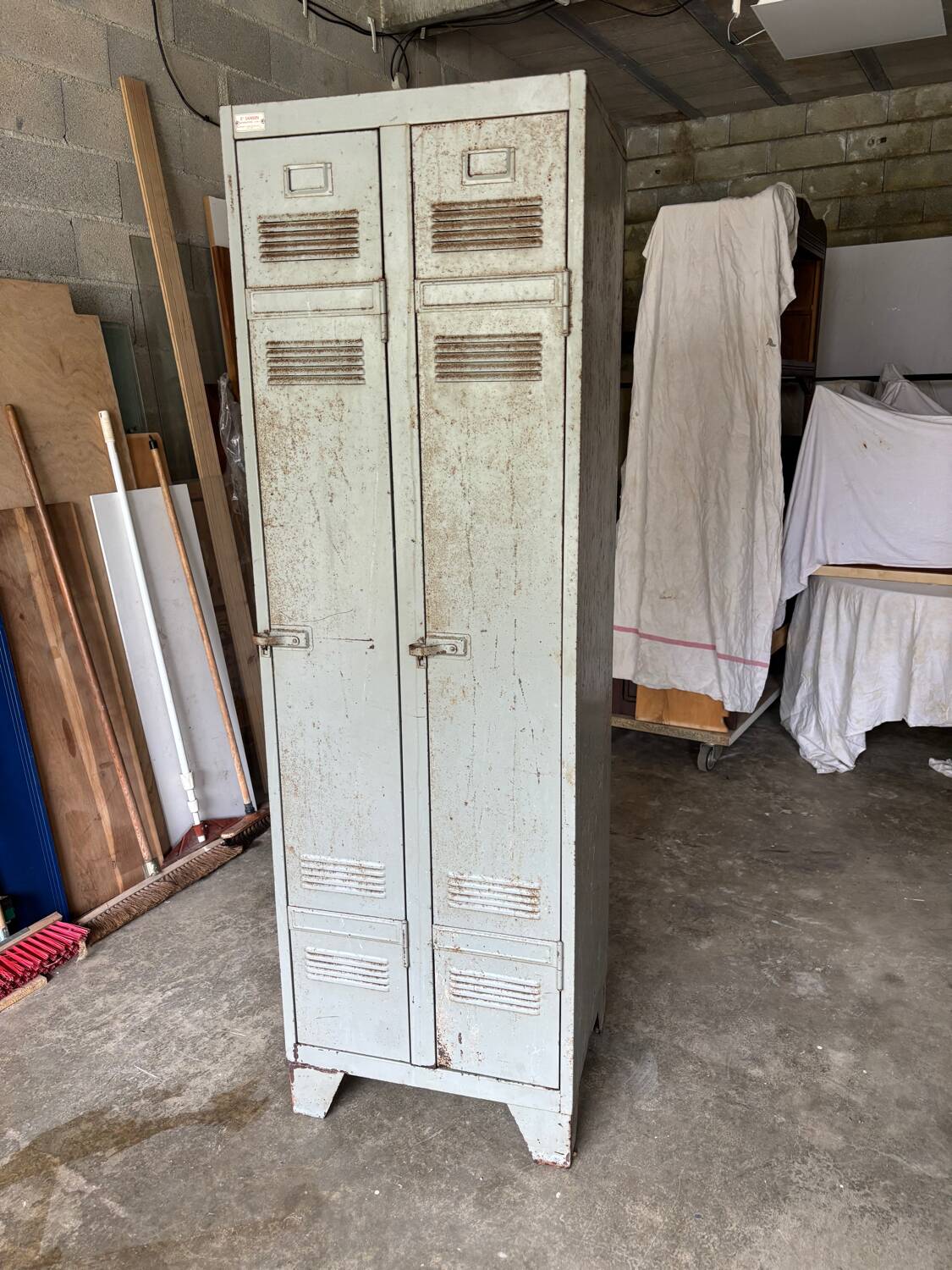 Industrial locker room