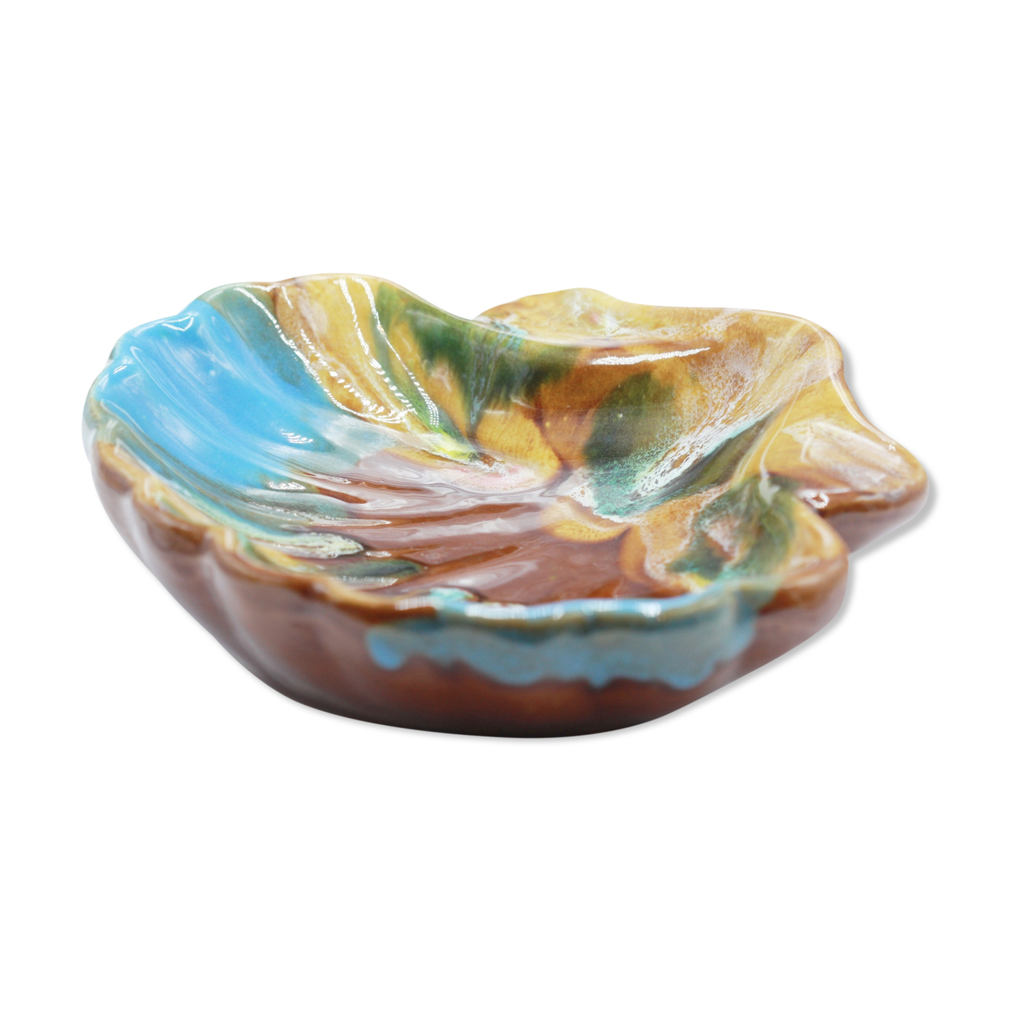 Old empty pocket ceramic shell vallauris