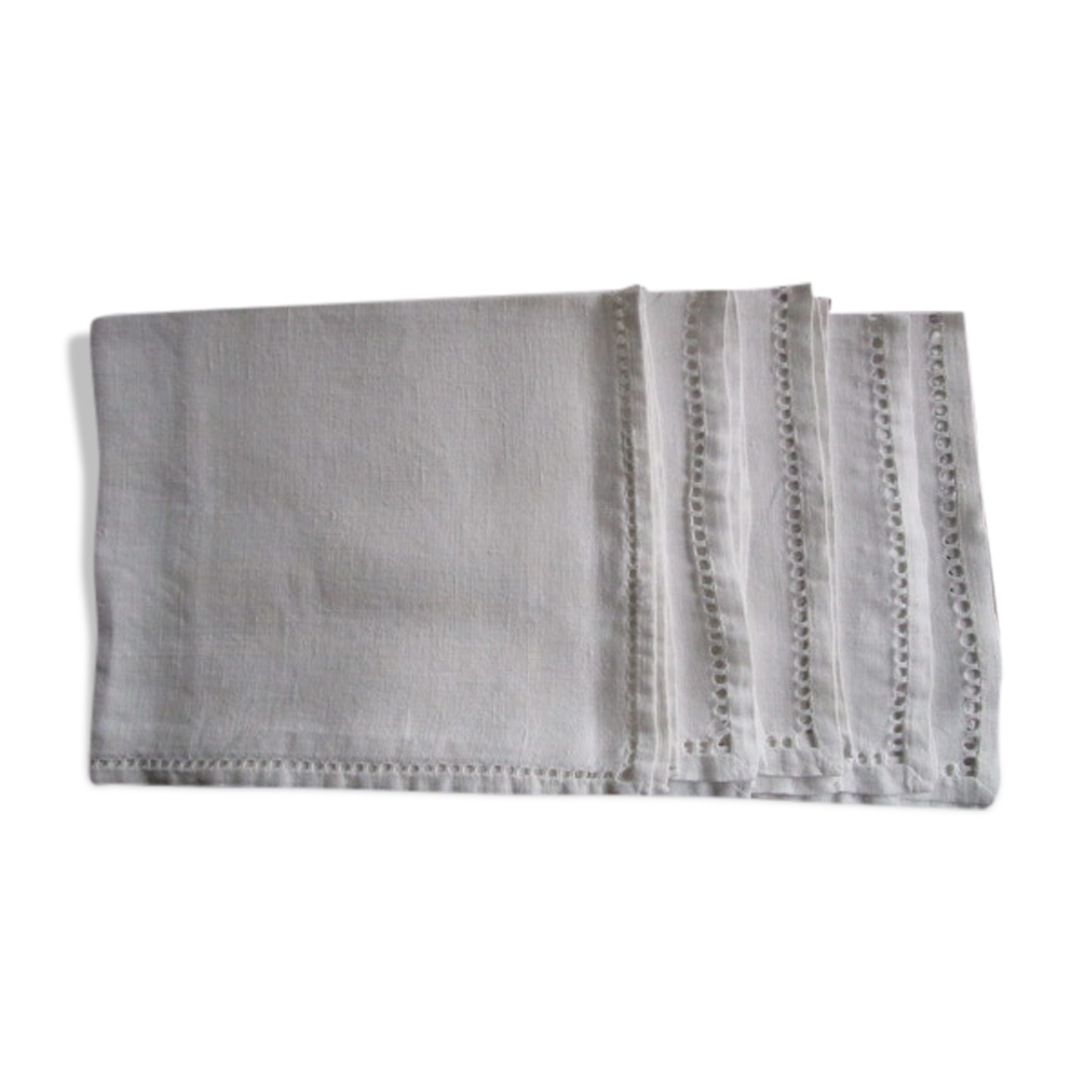 4 embroidered old towels:59x48cm