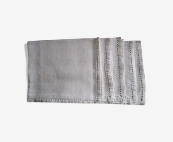 Set de 4 serviettes anciennes brodées 59x48cm