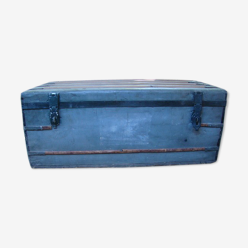 Old transport trunk