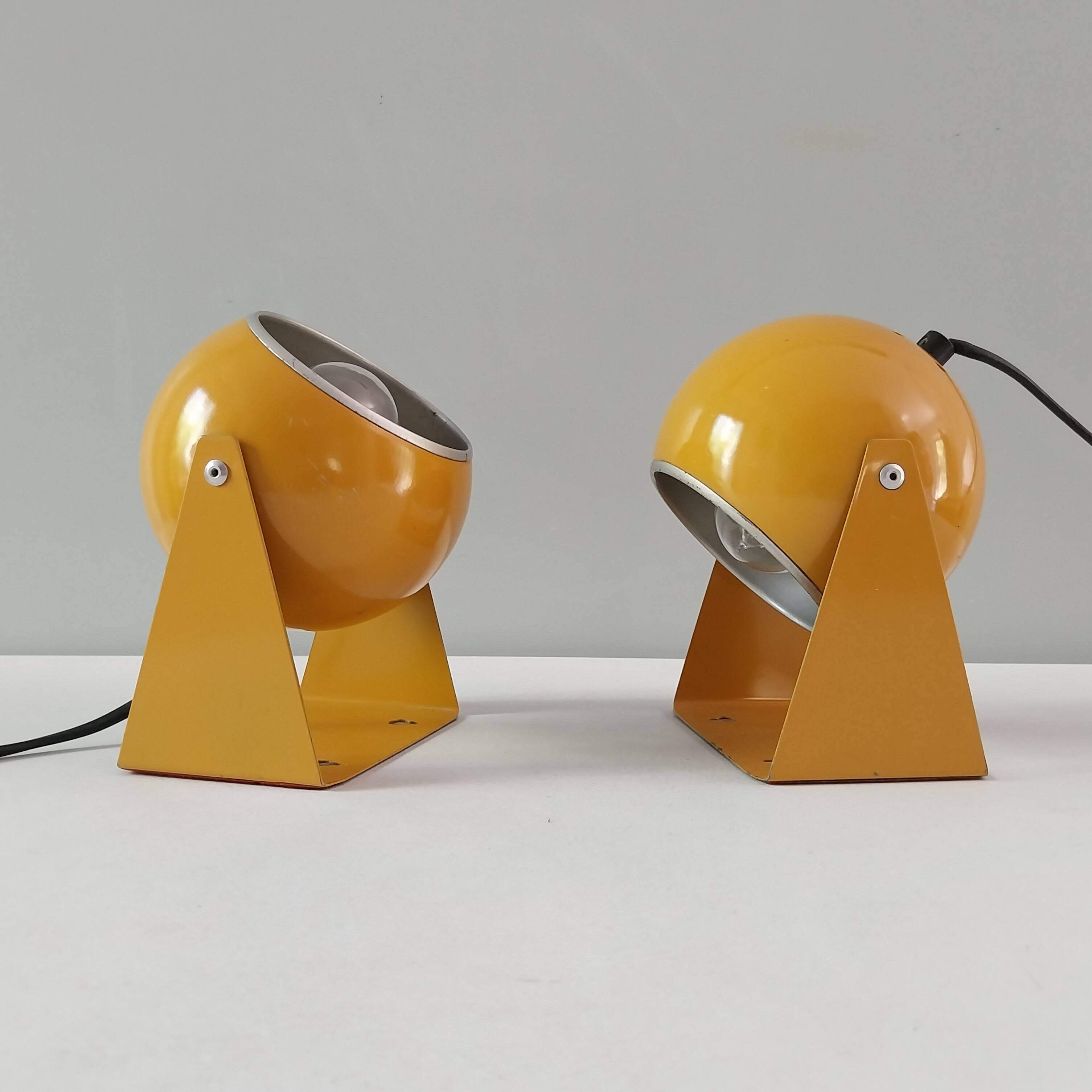 Paire de lampes de table italiennes des années 70.