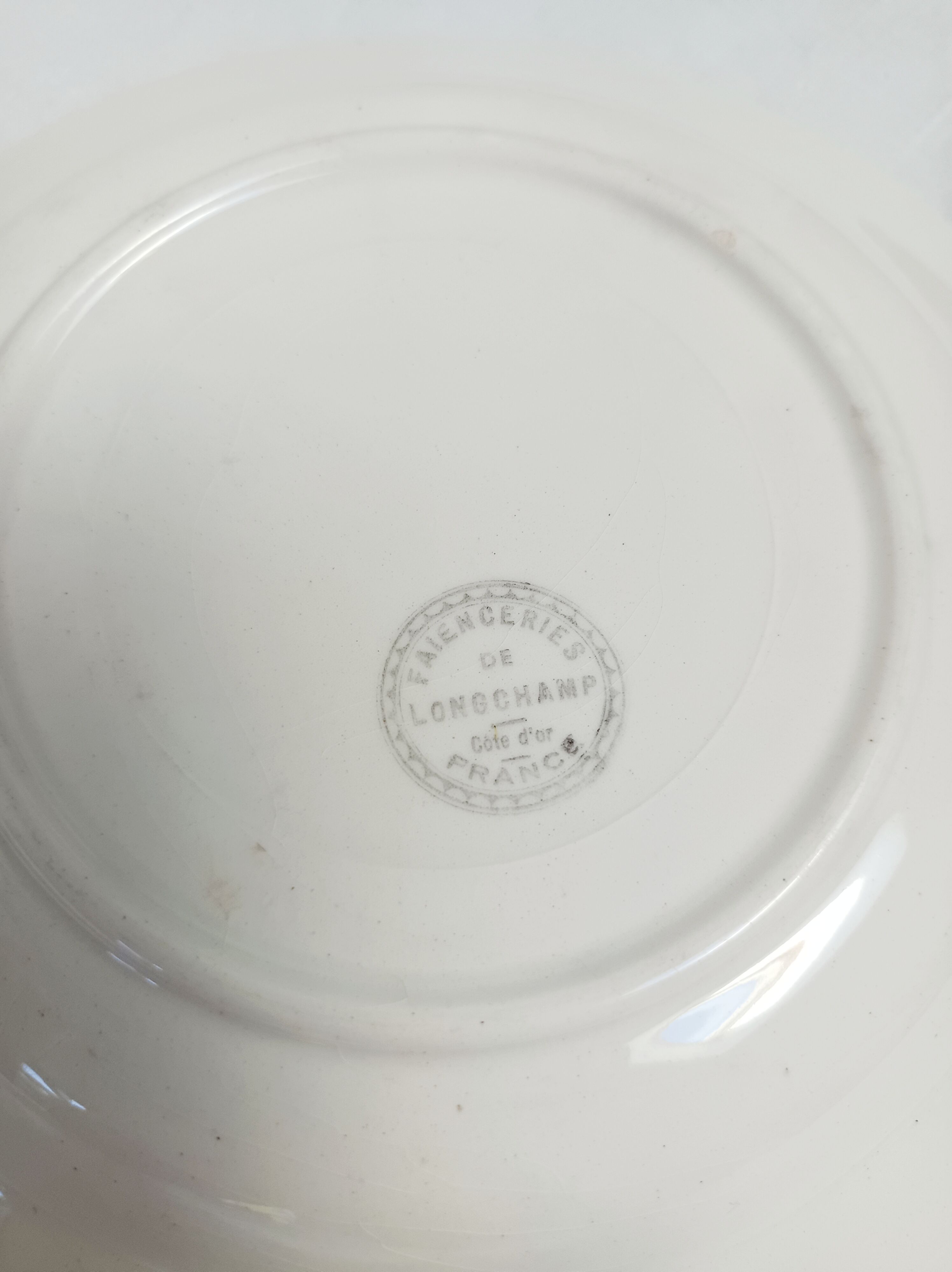 Set of 5 Longchamp plates