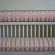 Antique Gustavian canapé / bench from the early 19th century, by a Swedish cabinetmaker.