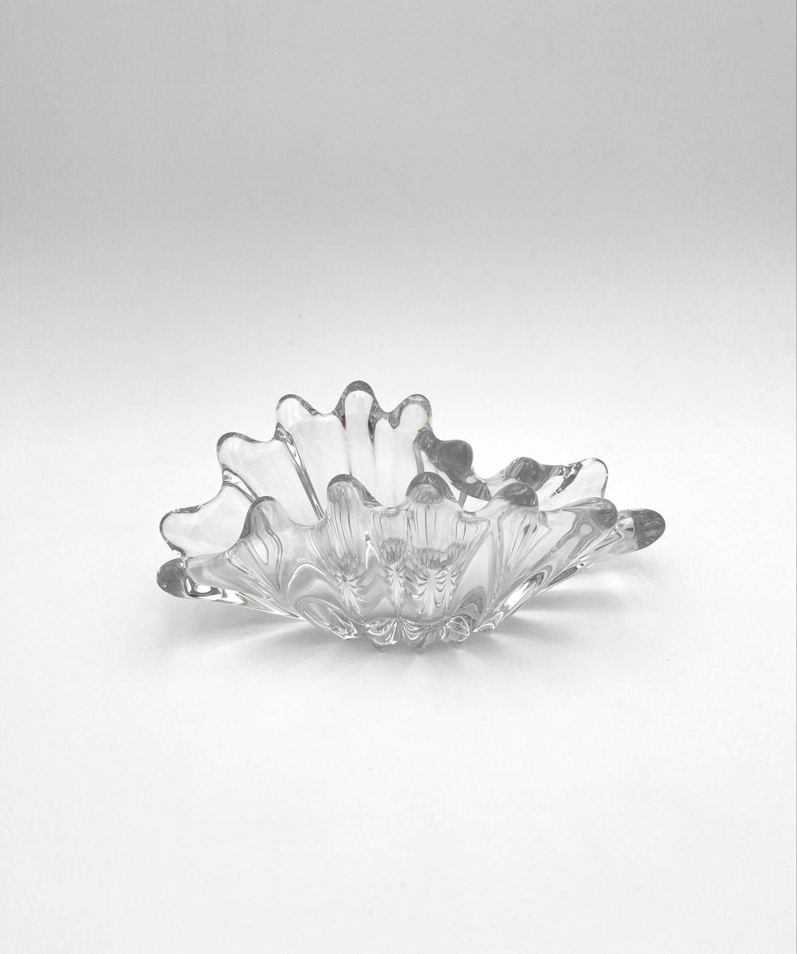 Ouraline Coupe Blown Glass Bohemia Shell Sculpture 1950