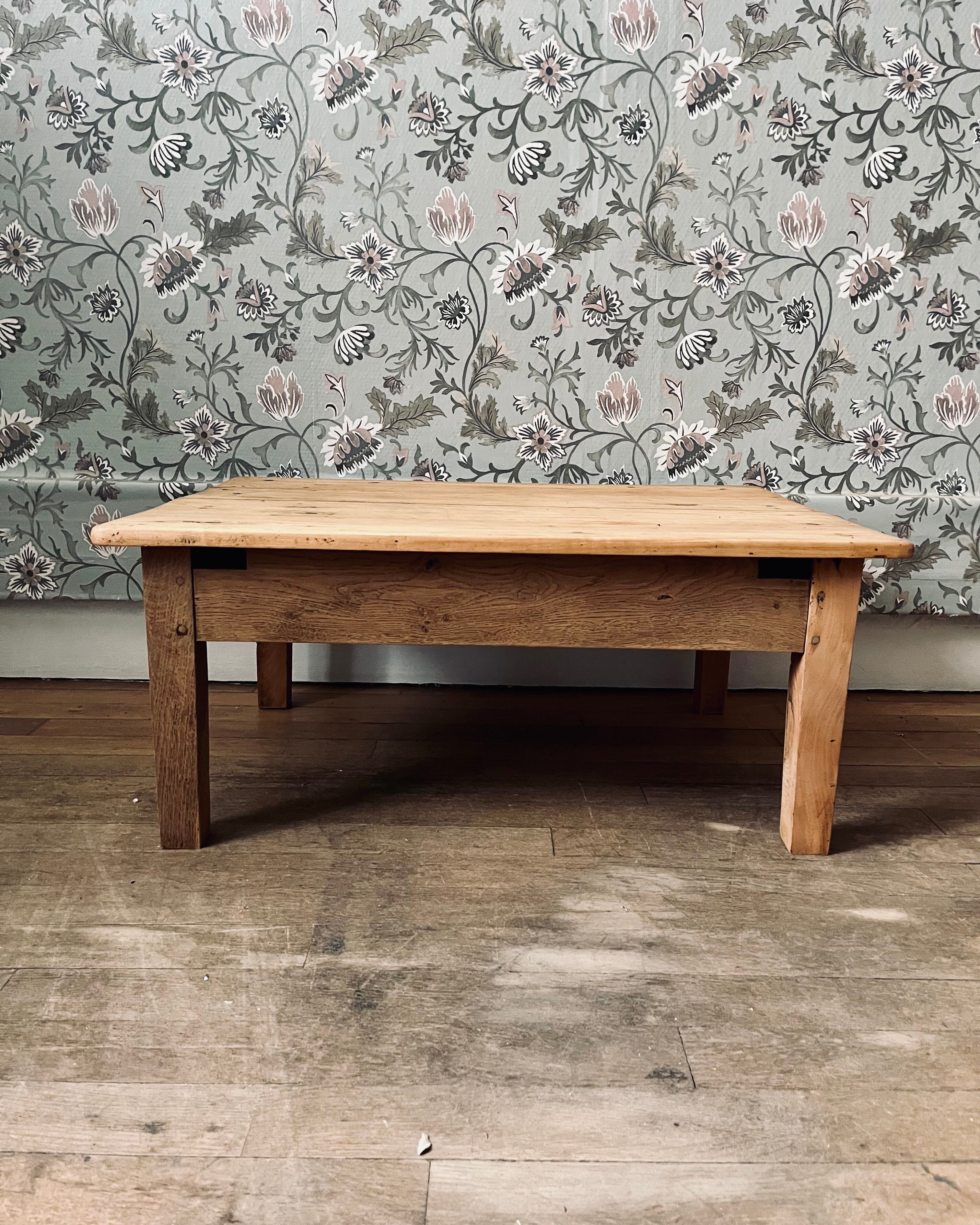 Table basse de ferme vintage (rénovée)