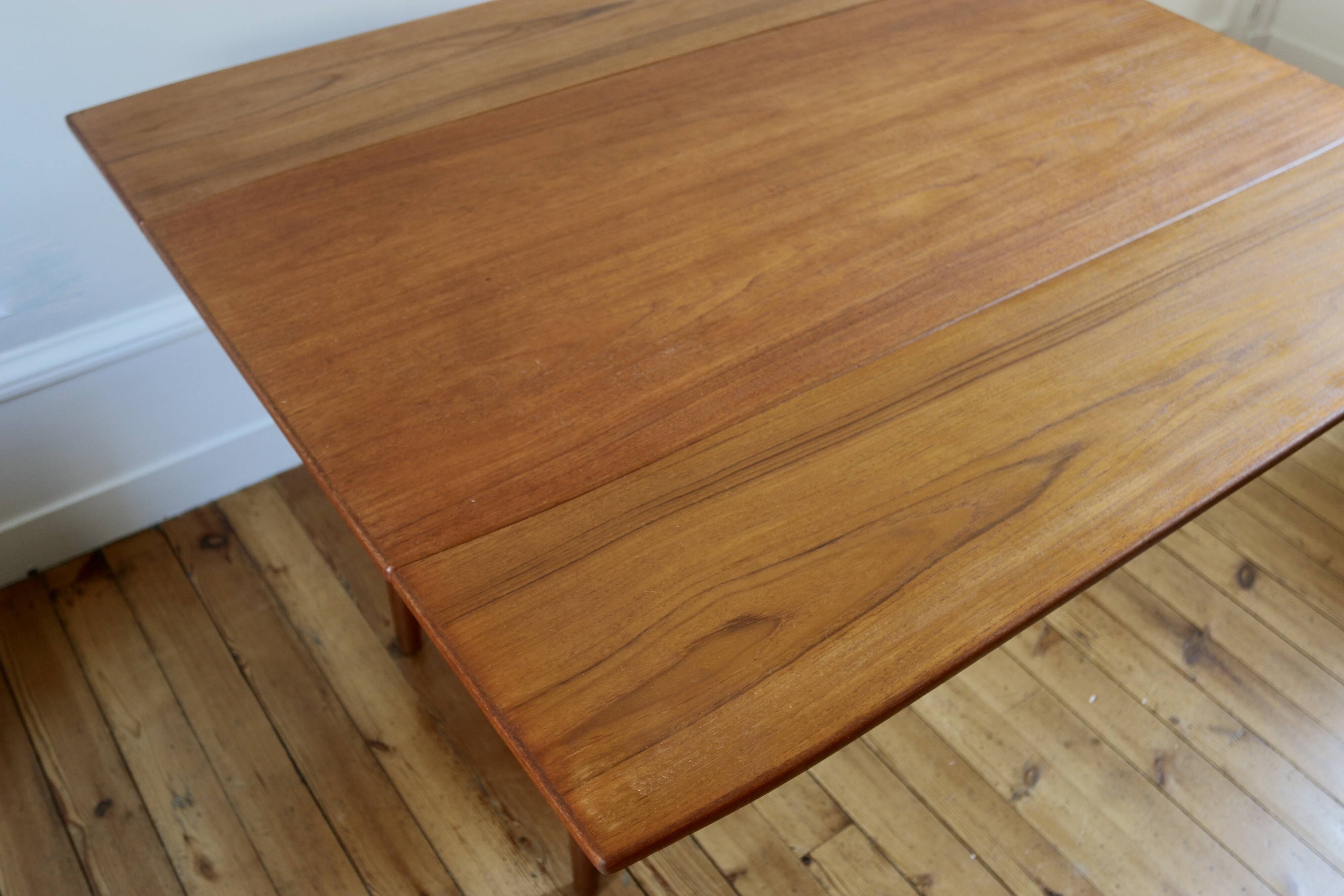 Table basse relevable "elevator" scandinave teck Tingstroms