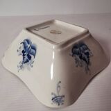 Gzhel tradition for this empty pocket / cup made ~ in Russia near Moscow. signed