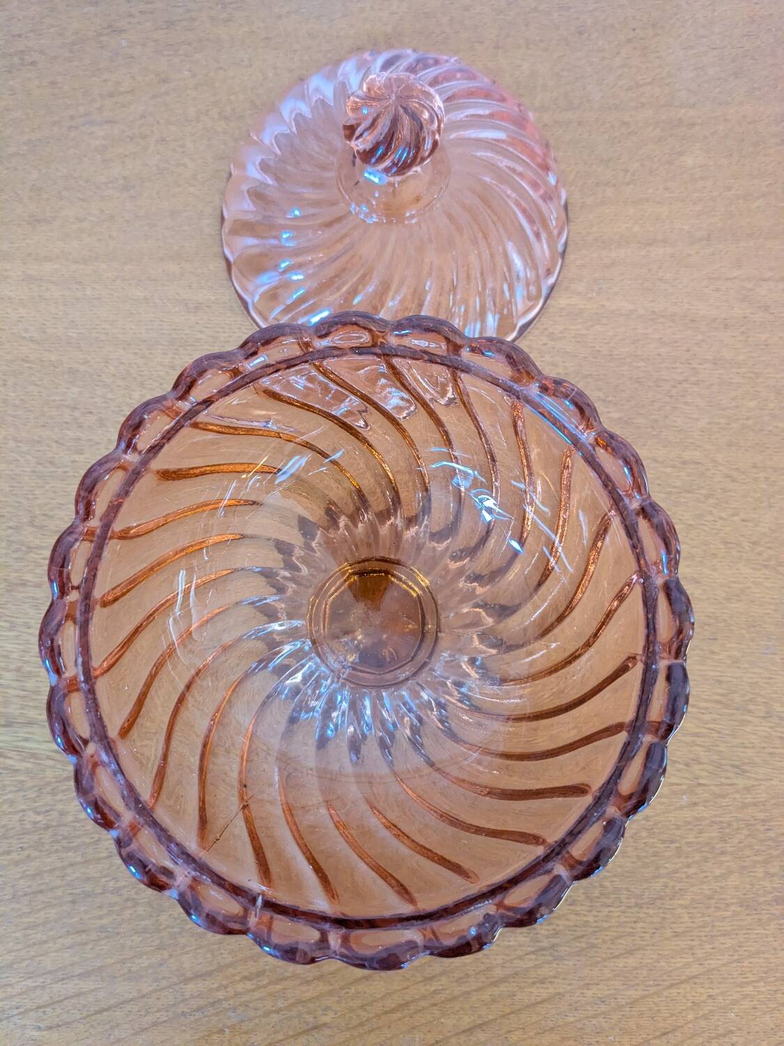 Vintage bonbonnière