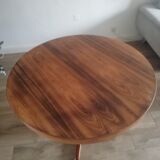 Extendable rosewood butterfly round table