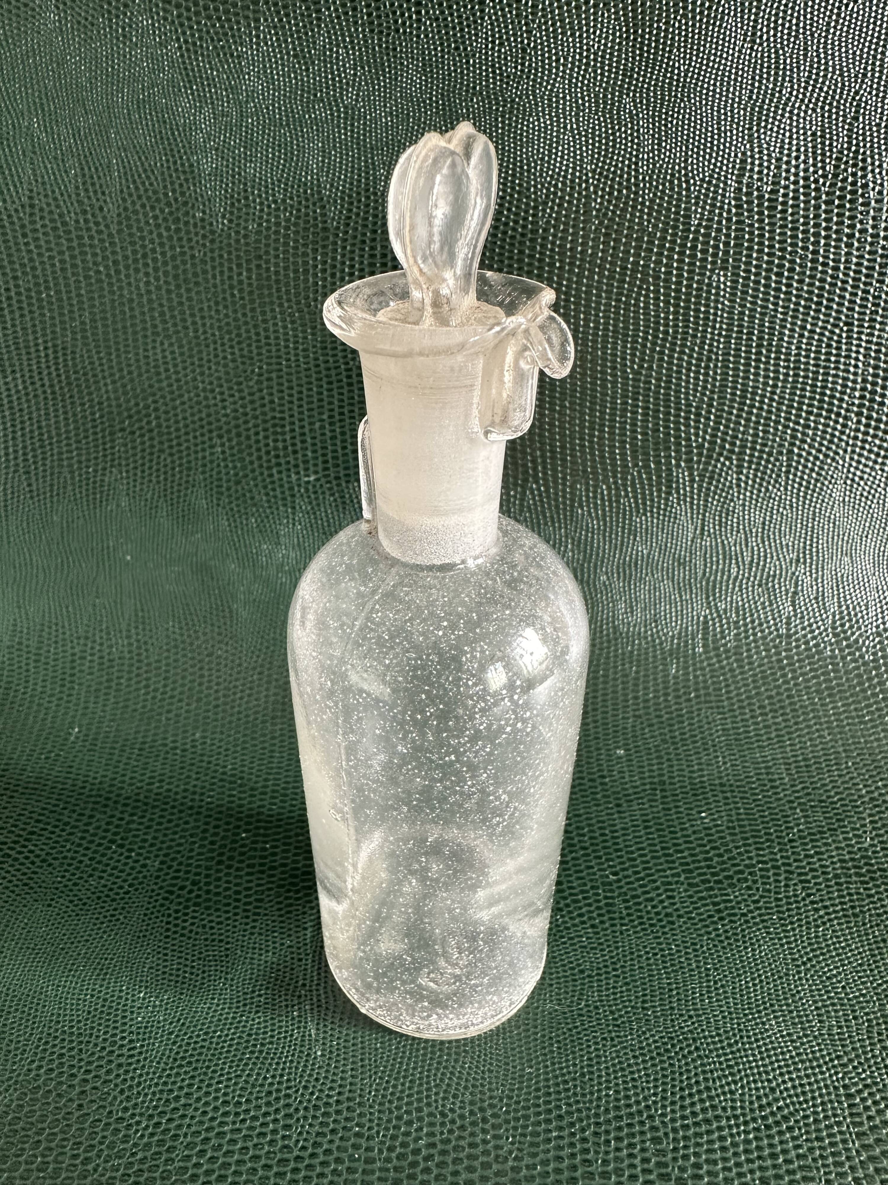 Flacon d’apothicaire ancien en verre, vers 1900