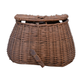 Rattan fishing basket fisherman