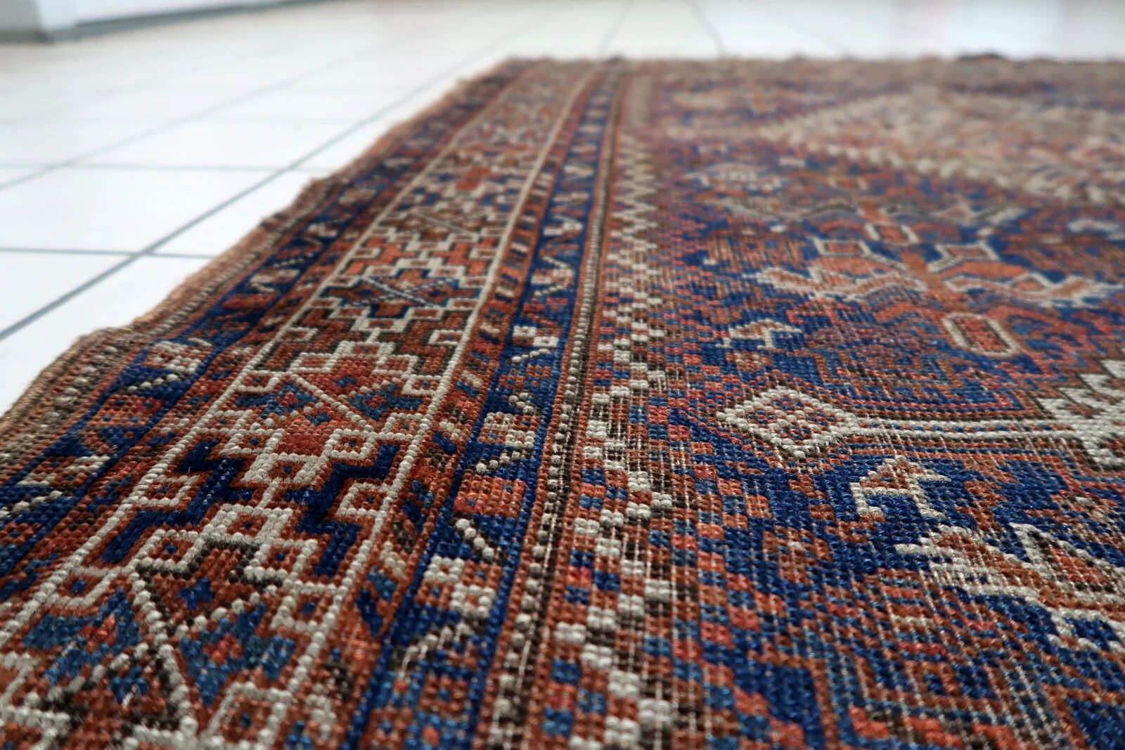 Antique Persian Khamseh handmade rug 110xm x 147cm 1880s