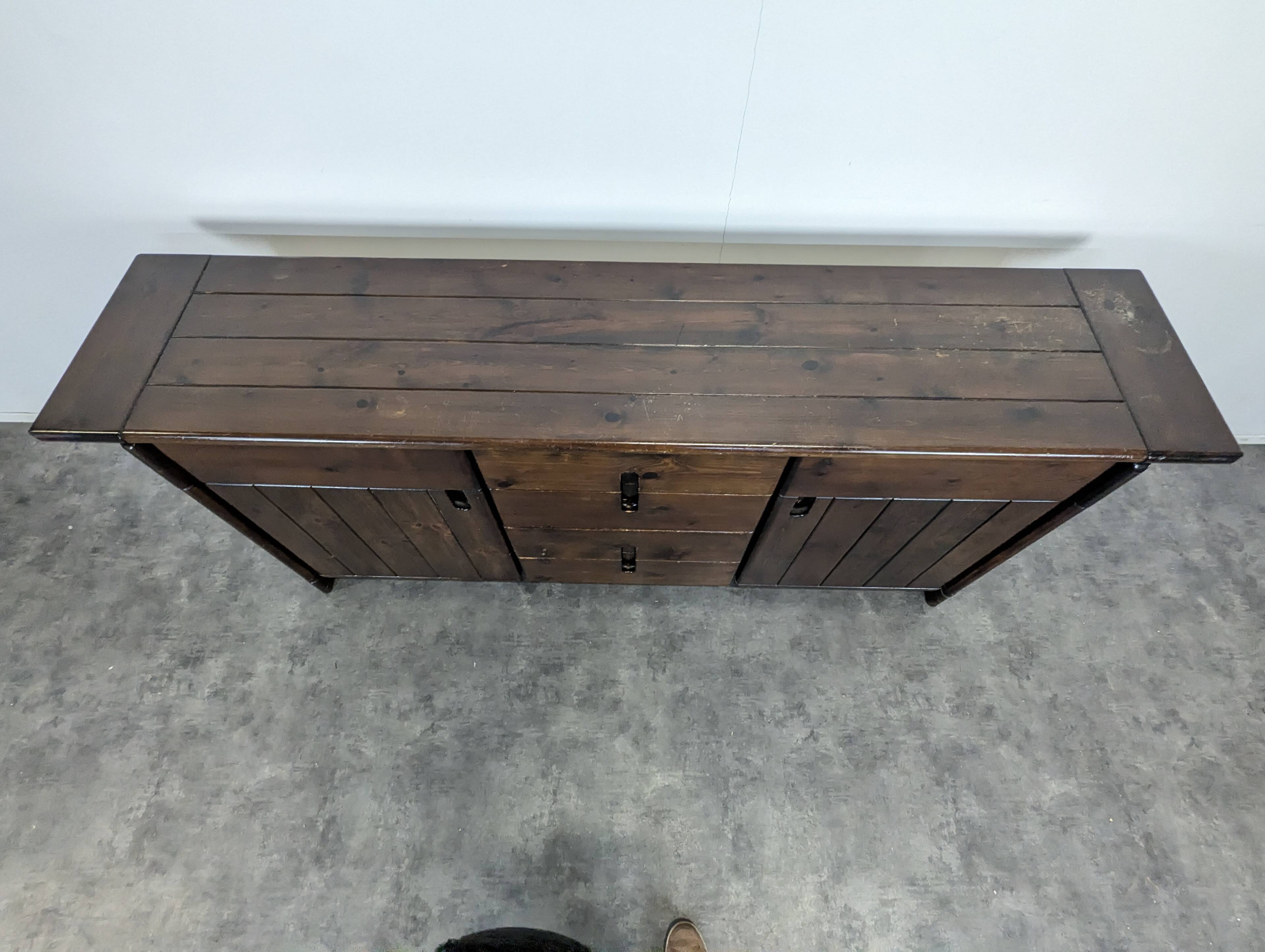 Enfilade in solid pine by Silvio Coppola