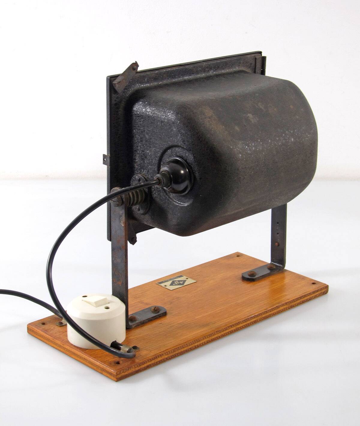 AGFA 1930s Bauhaus darkroom lamp