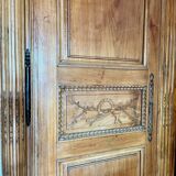 Armoire ancienne en noyer