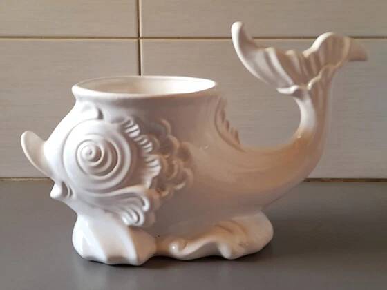Dolphin-shaped cache pot, 1970